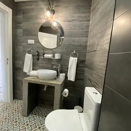 Gertrudes セトゥーバル